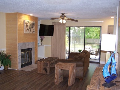 Great nightly rental...Priced to sell..gated and secure...Key - photo 16