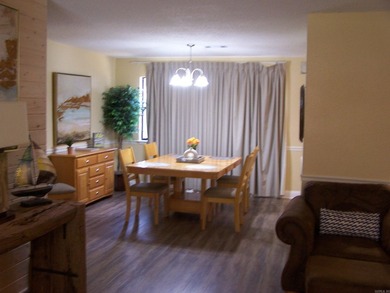 Great nightly rental...Priced to sell..gated and secure...Key - photo 17