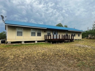 Unique investment opportunity Duplex plus bonus building on one - photo 17