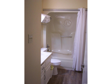 Great nightly rental...Priced to sell..gated and secure...Key - photo 22