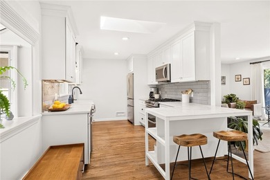 Esthetically pleasing 3 bedroom, 2 full bathroom pristine ranch - photo 4