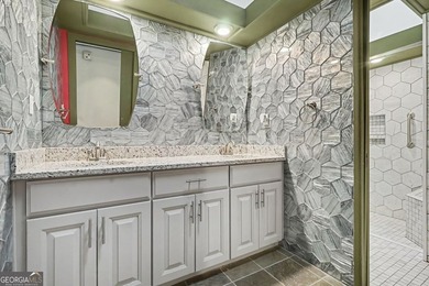 Welcome to this beautiful 3-bedroom, 2-bathroom home in the - photo 10