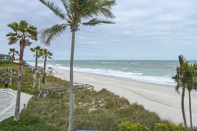 Premier Oceanfront Penthouse in Vero Beach with private entry - photo 2
