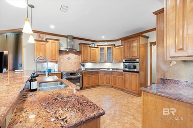 Custom Home with A VIEW!! Located on the Quail Creek Golf Course - photo 9