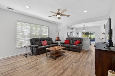 Welcome to 124 Honesty Lane, where breathtaking lagoon views - photo 11