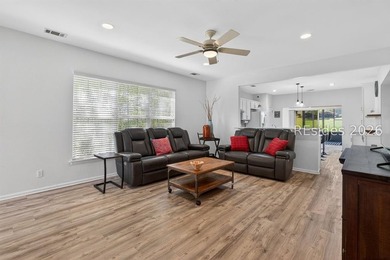 Welcome to 124 Honesty Lane, where breathtaking lagoon views - photo 13