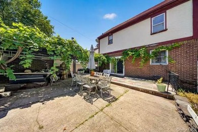 Welcome to this spacious detached Colonial located in the highly - photo 17