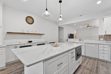 Welcome to 124 Honesty Lane, where breathtaking lagoon views - photo 19