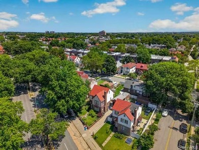 Welcome to this spacious detached Colonial located in the highly - photo 19