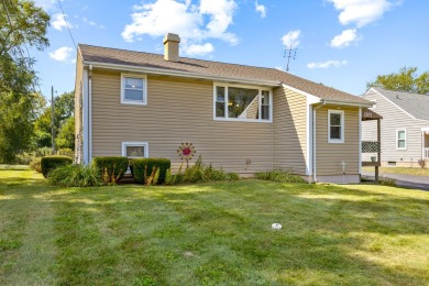 Woods Creek Lake Home Active Under Contract in Lake In The Hills Illinois