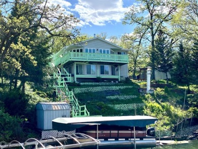 Lake Home For Sale in Brooklyn, Iowa