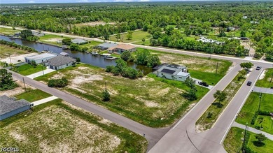 Build your dream home on this exceptional Gulf access waterfront - photo 15