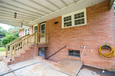A special opportunity in Westover Farms! Built for and - photo 22