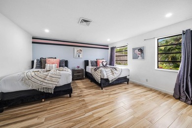 One of the most unique homes in The Cove. This custom-built - photo 25