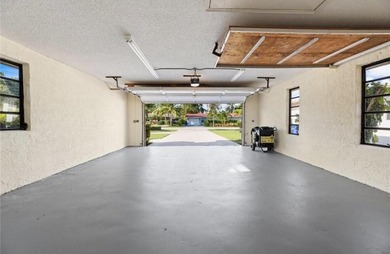 One of the most unique homes in The Cove. This custom-built - photo 38