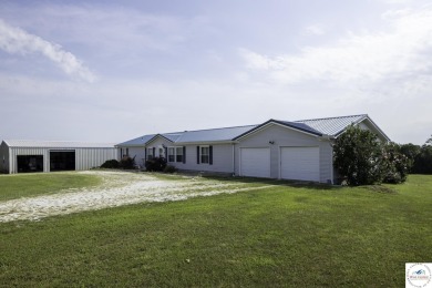 Lake Home For Sale in Warsaw, Missouri