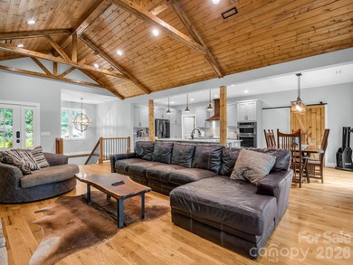Welcome home to your Waterfront 3-bedroom, 3 bath retreat on - photo 6