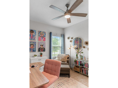 Don't miss this absolutely stunning nearly new 3 Bedroom plus - photo 13