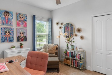 Don't miss this absolutely stunning nearly new 3 Bedroom plus - photo 14