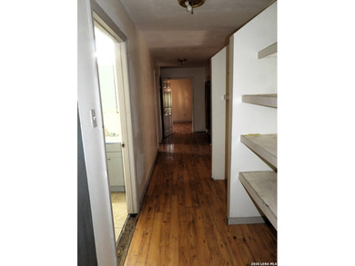 Handyman special with strong upside. Interior needs paint, new - photo 17