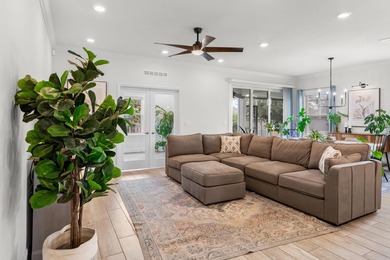 Don't miss this absolutely stunning nearly new 3 Bedroom plus - photo 22