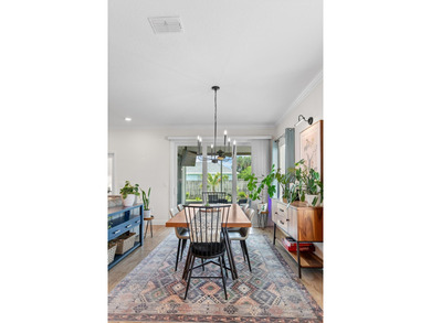 Don't miss this absolutely stunning nearly new 3 Bedroom plus - photo 26