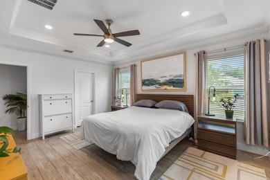Don't miss this absolutely stunning nearly new 3 Bedroom plus - photo 29
