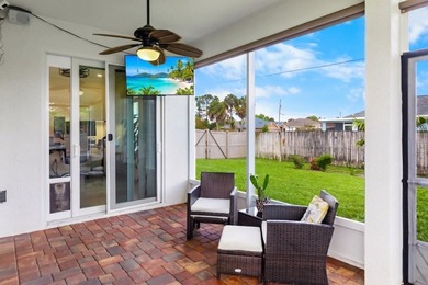 Don't miss this absolutely stunning nearly new 3 Bedroom plus - photo 38