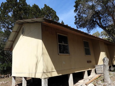 Handyman special with strong upside. Interior needs paint, new - photo 45