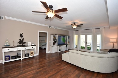 Welcome to your dream home! This stunning 3 bedroom, 2 bathroom - photo 15