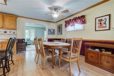Welcome to the pride and joy of the neighborhood! This stunning - photo 18