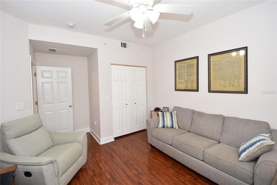 Welcome to your dream home! This stunning 3 bedroom, 2 bathroom - photo 24