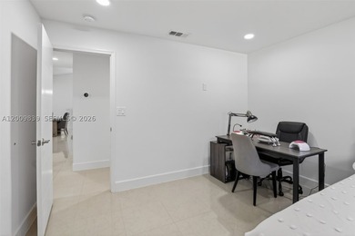 Step into a beautifully remodeled Hollywood estate where style - photo 25