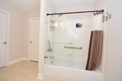 Welcome to your dream home! This stunning 3 bedroom, 2 bathroom - photo 28