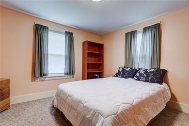 Welcome to the pride and joy of the neighborhood! This stunning - photo 29