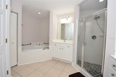 Welcome to your dream home! This stunning 3 bedroom, 2 bathroom - photo 32