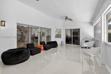 Step into a beautifully remodeled Hollywood estate where style - photo 34