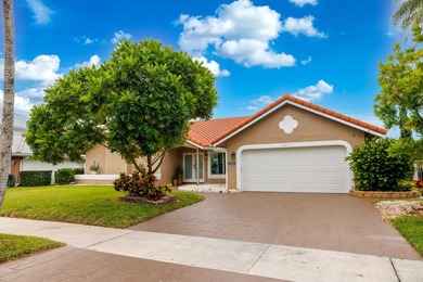 Experience modern South Florida living in this beautifully - photo 36