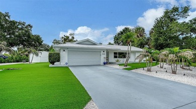 Welcome to 2828 Suncrest Dr, a beautifully updated South Gate - photo 1