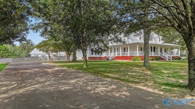Discover this exceptional 4-bedroom, 4-bath home offering over - photo 4
