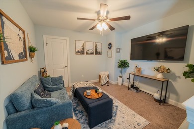 Step into style, space and convenience with this stunning nearly - photo 6