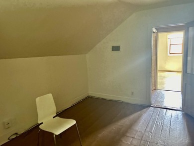 Opportunity awaits in the heart of South Shore! This unique - photo 4