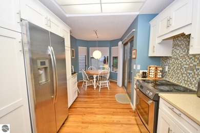 Some things are just worth the wait... This beautiful property - photo 15