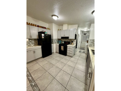 Welcome to this beautifully maintained mobile home in North - photo 15