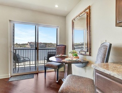 The best priced Lake front Condo on Lake Hamilton! Welcome to - photo 17
