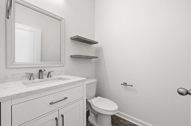 Absolutely beautiful and meticulously maintained 4 bedroom 2.5 - photo 21