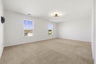 Absolutely beautiful and meticulously maintained 4 bedroom 2.5 - photo 27