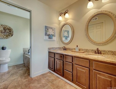 The best priced Lake front Condo on Lake Hamilton! Welcome to - photo 28