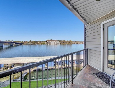 The best priced Lake front Condo on Lake Hamilton! Welcome to - photo 34