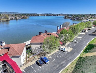 The best priced Lake front Condo on Lake Hamilton! Welcome to - photo 40